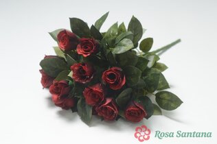 Ветка в букете бутон розы с росой 14 голов(1010237)